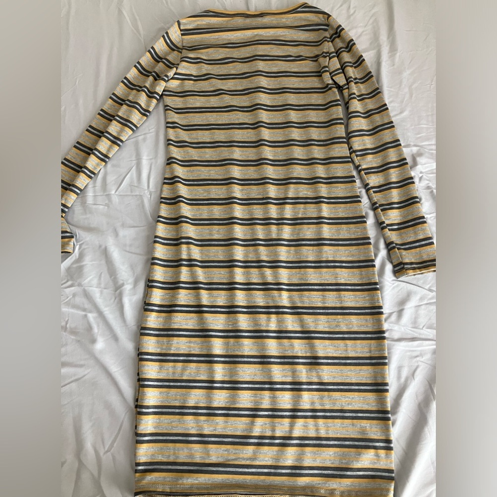 🌸 3/$15 Lularoe dress - Picture 3 of 10